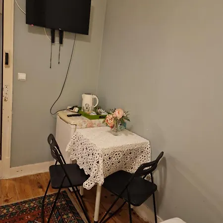 D I N * Лиссабон