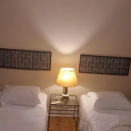 D I N Parque de Campismo